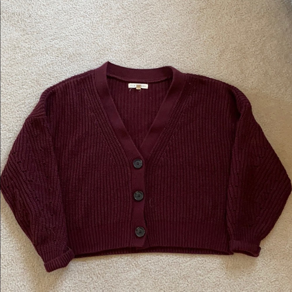 LA hearts knitted cropped sweater.